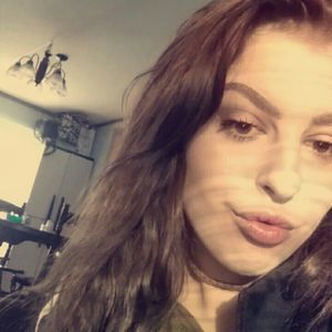 Meet your Posher, Dana